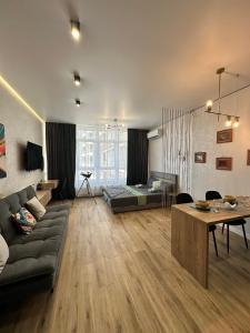 Апартаменты в Аркадии с видом на море и террасой !