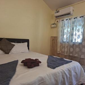 Ave Maria Guesthouse & Restaurant Bar