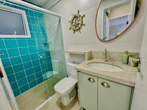 Apto decorado no centro com ar condicionado, piscina, churrasqueira à 5 minutos de caminhada da praia