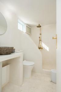 Petinos Fishermans House