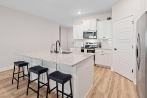Spacious 4BR Home Near Midtown & FSU