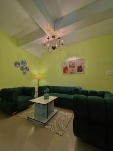 The Aura premium Homestay near Paltan bazar Gs road