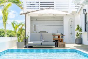 Casa Fortuna and Pool Club at Mahogany Bay