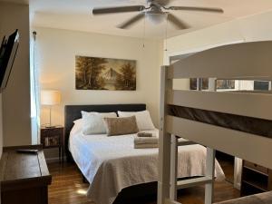 NY-NJ Tennis Suites - Sleeps 40 - 15 Mins to NYC
