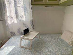 Studette équipée de 9m2 dans le 10ème