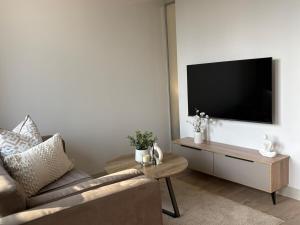 Urban nest at One Rosebank