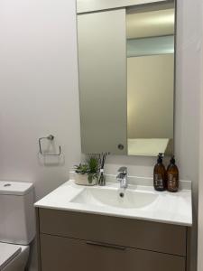 Urban nest at One Rosebank