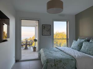 2-bedroom apartment with breathtaking ocean view