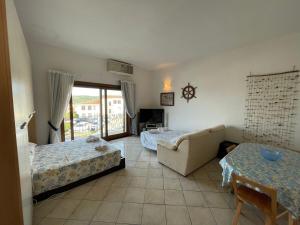 MONO SUITE - Rena Bianca