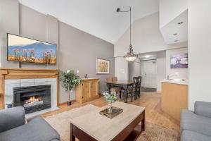 2BR in Nicklaus North, Mountain Views, Bright and Spacious, Tranquil Location