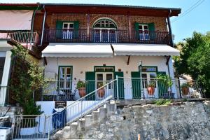 Laouri Traditional 2-Bedroom in Kalopanayiotis