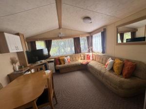 The Squirrels Nest Stylish Modern Caravan Stay