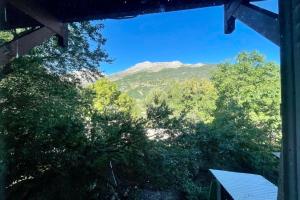 Nice Chalet With View On The Mountain