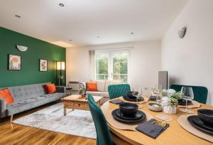 2 Bedroom flat near Old Trafford