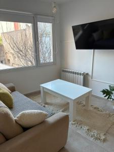 Moderno y luminoso, a metros del centro