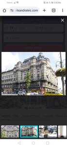 Spacious 4-Bedroom Flat in City Center