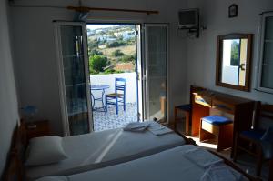 Theofilos Appartements Kythira Greece