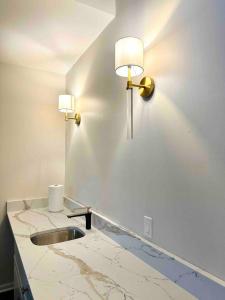 NEW! Spacious Art Deco Modern 5 BD3BA Condo