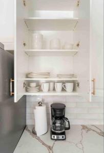 NEW! Spacious Art Deco Modern 5 BD3BA Condo