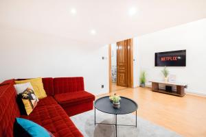 Secluded Spacious Oasis-Best Location in Downtown