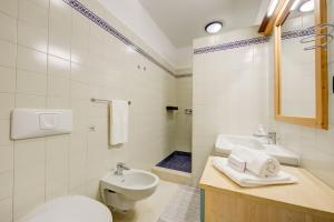 Casa Mondragon In Lazise - Happy Rentals