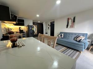 201 - 202 Apartaestudios Edificio Natura 54, cercano a Centros Comerciales