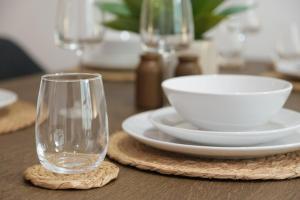 The Hub MK- 1 bed Apartment free parking