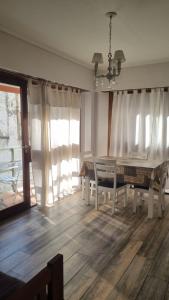 Norma cerca del mar con cochera para auto no camionetas