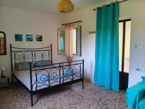 Petrohori before midnight