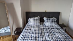 Acropolis View Condo, perfect location!