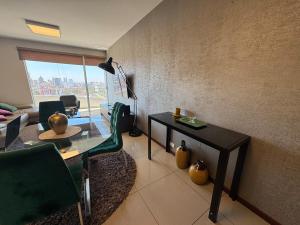 Family Apartment WiFi Large Pool Comfortable Central