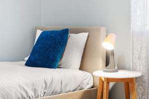 Modern Private Single Room - Centrally Located at Liverpool - Shared Bathroom