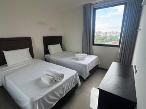 Beautiful Family Apartment with Pool WiFi Central Team