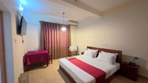 San Villa Hotel & Restaurant