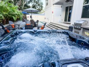 Luxury Home - Sauna Pool Spa Cart Beach