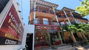 San Villa Hotel & Restaurant - Ubytování bez kategorie ve městě Maharagama