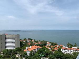 Beautiful Apartment Suite with Sea View