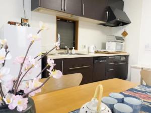 夏様香驛 Spacious 4 Bedroom Kyoto House with 2 Bathrooms,2 Toilets ,Sleeps up to 8