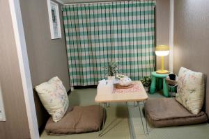 Sky hotel 03#睛空塔热门旅游景区 最近车站步行3分钟 机场直达 周边有便利店 商场 温泉 购物餐饮方便