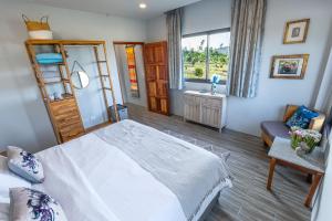 Maenam Hills Apartments