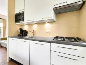 Forest Bungalow w Pool