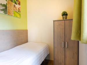 Cozy Forest Retreat Near Putten