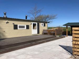 Chalet in Wiringherlant with Garden Terrace