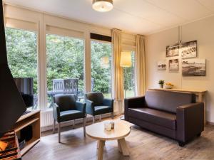 Cozy Forest Retreat Near Putten