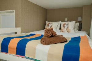 Sky hotel 06#睛空塔热门旅游景区 最近车站步行3分钟 机场直达 周边有便利店 商场 温泉 购物餐饮方便