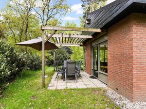 Bungalow in Putten with Private Sauna