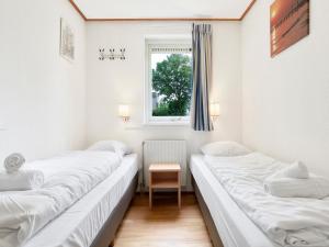 Sauna Retreat by the Lake