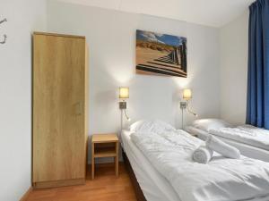 Serene Stay by the Shore