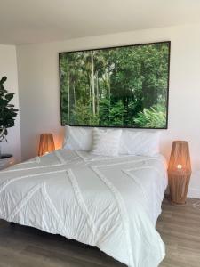 Luxury Designer Suite with Rooftop Pool, Gym