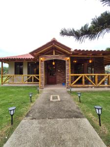 Casa Refugio, Hacienda Olonche, Olon